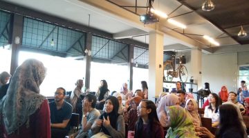 Akber Surabaya – Bahasa Isyarat Indonesia Untuk Teman Dengar 